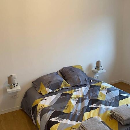 Logement Calme A La Campagne Villa Thennes ภายนอก รูปภาพ
